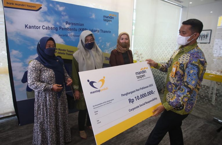Resmikan KCP Jakarta Thamrin, Bank Mandiri Taspen Berikan Santunan Kepada Pensiunan Janda TNI-Polri Yang Gugur Dalam Bertugas