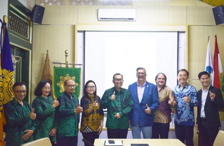 UWM Yogyakarta dan NIU AS Sepakat Kerja Sama  Kembangkan Pendidikan Bagi Semua Kalangan